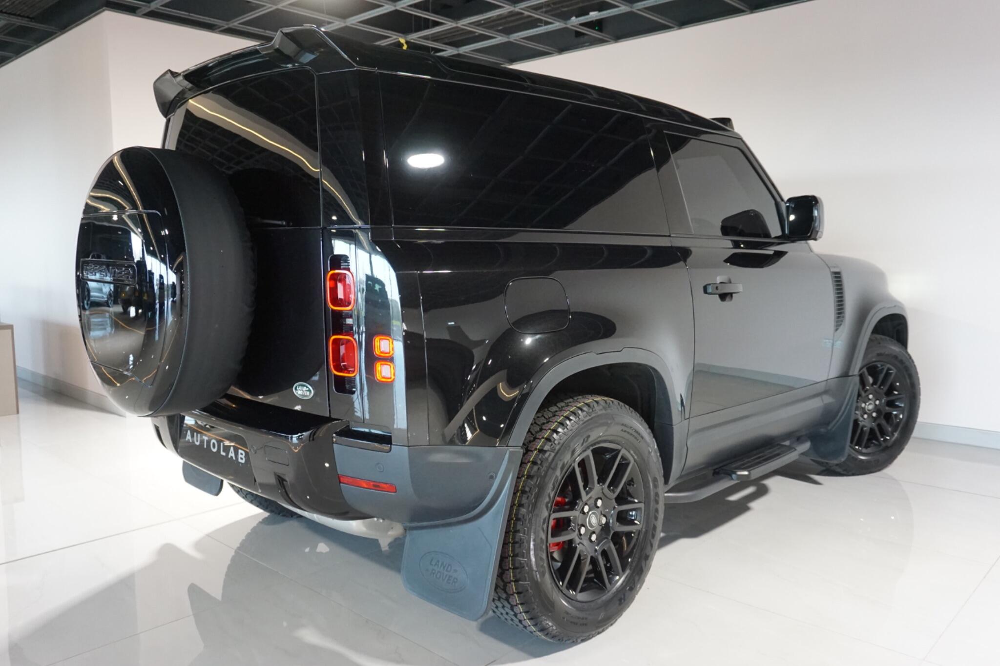 Land Rover Defender 90 3.0 D250 MHEV Hard Top SUV 3dr Diesel Auto 4WD SWB Euro 6 (s/s) (250 ps)